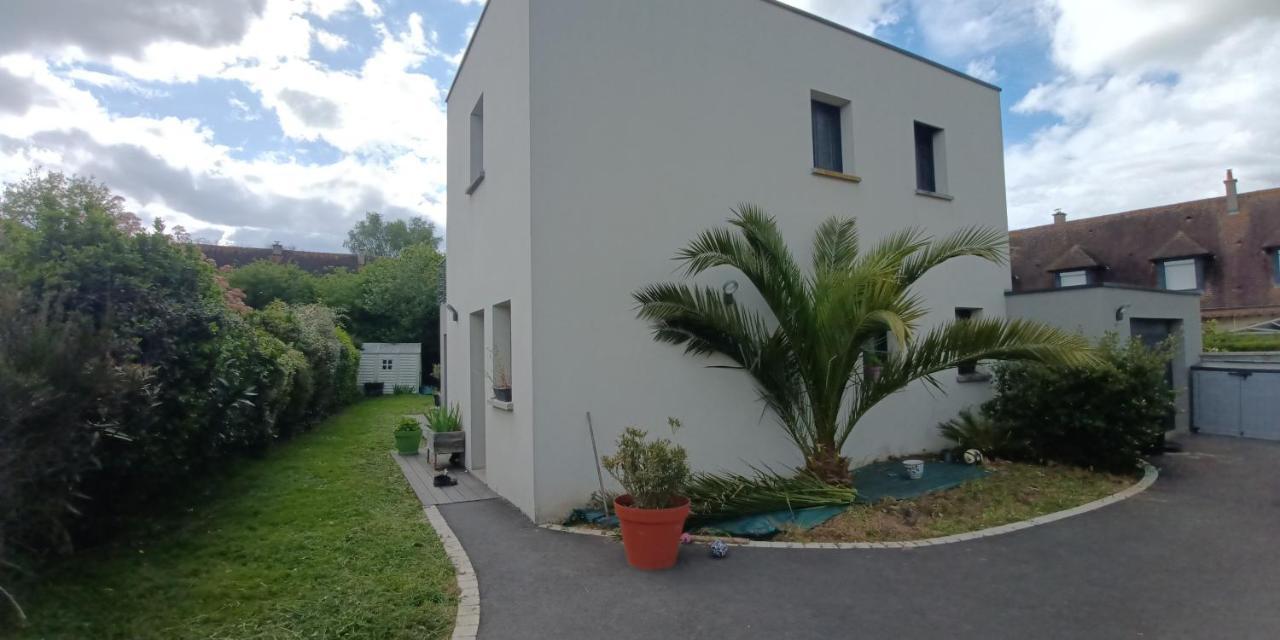 Grande Maison Entiere De 120M2 Epron Exterior foto